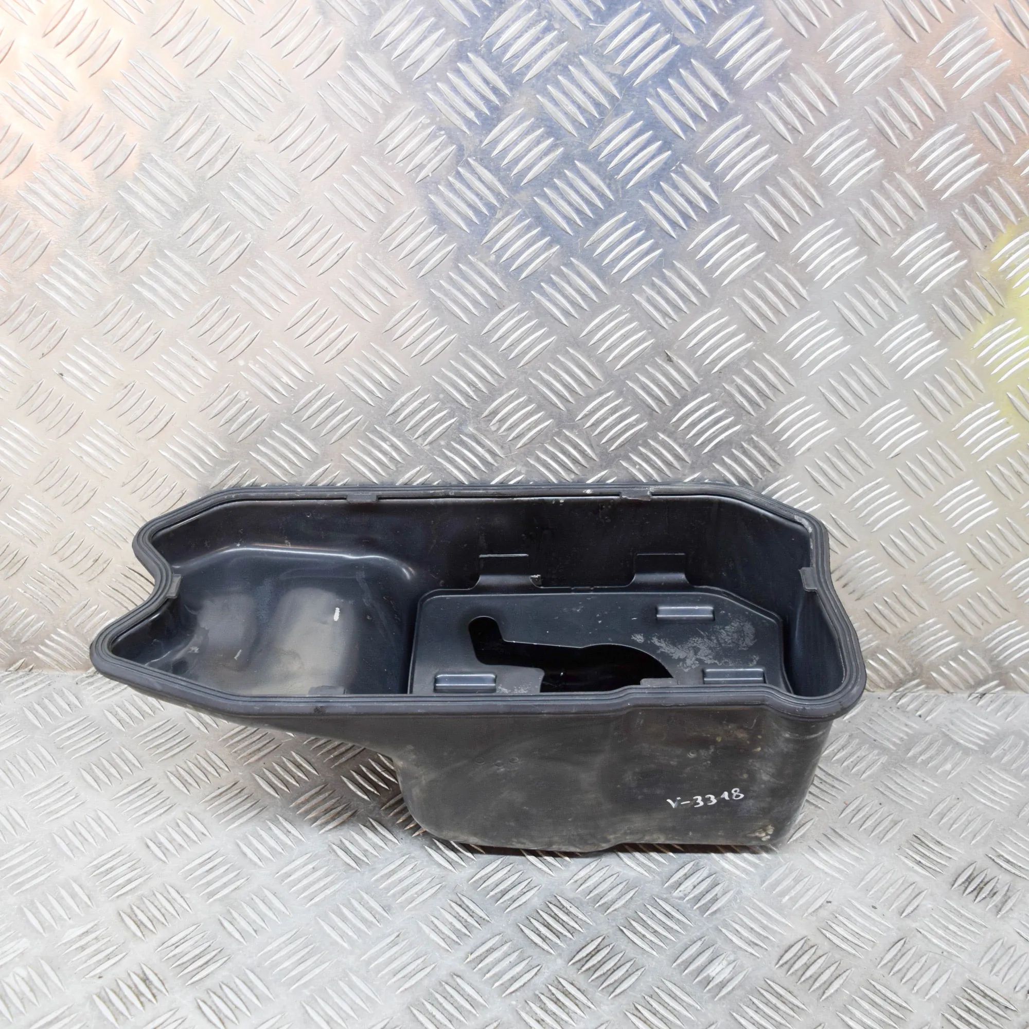 Iveco Daily Engine Oil Pan Engine Oil Pan — IVECO DAILY IV Van/Estate (200...