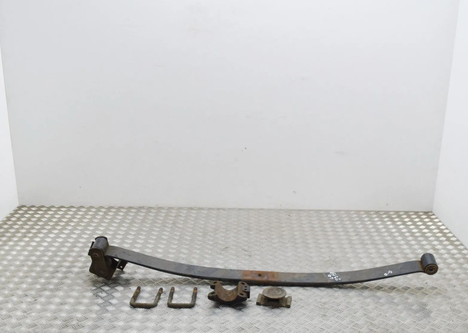 Iveco Daily Rear Right Leaf Spring Rear Right Leaf Spring — IVECO DAILY V Van/Esta...