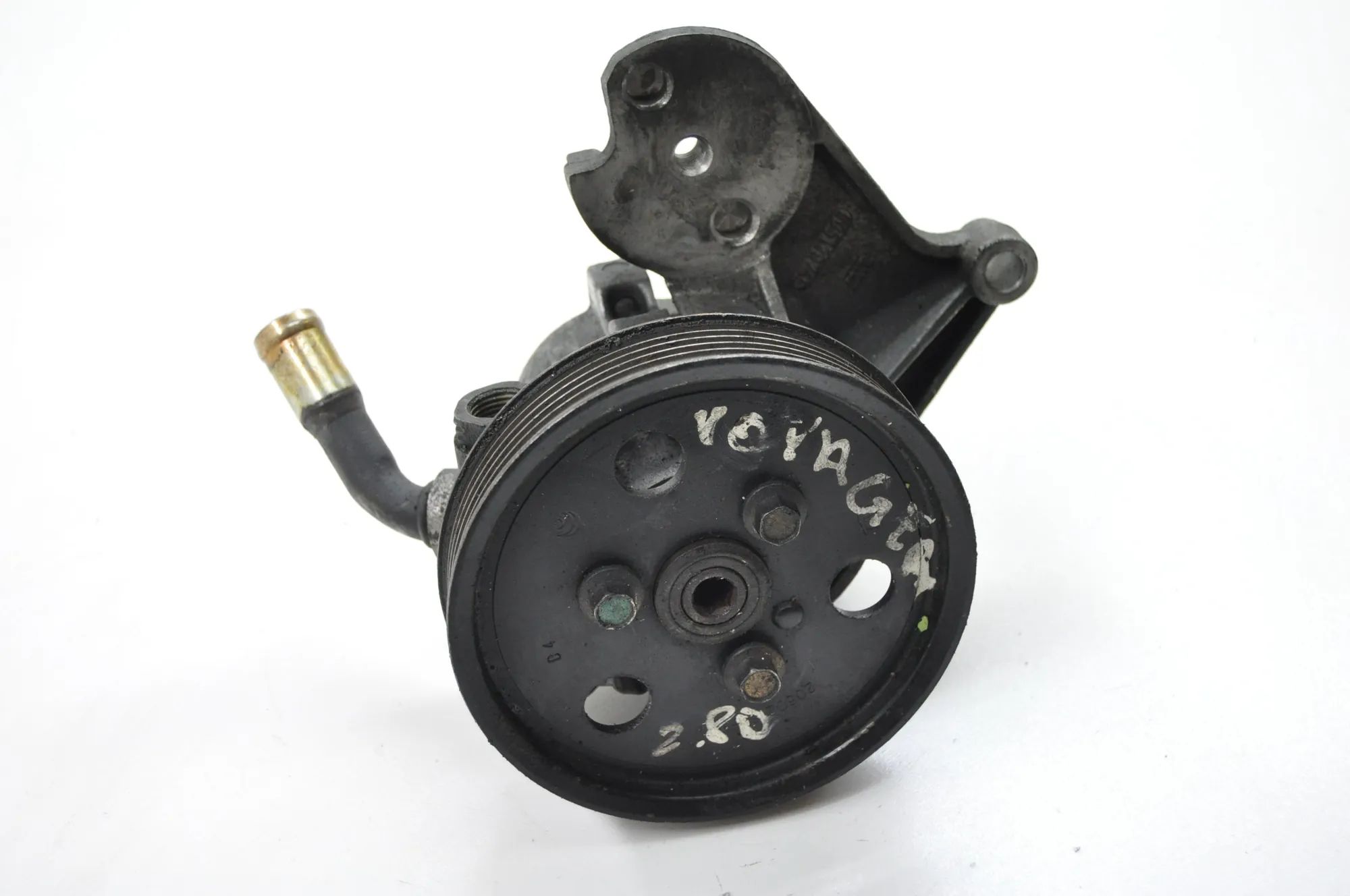 Chrysler Voyager / Town & Country Power-steering pump Power-steering pump — CHRYSLER VOYAGER IV RG, R...