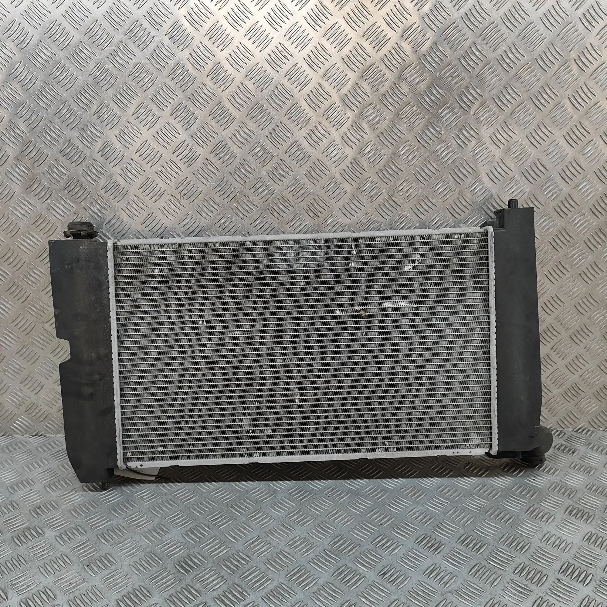Toyota Corolla Cooling Radiator Cooling Radiator — TOYOTA COROLLA Estate _E12_ ...