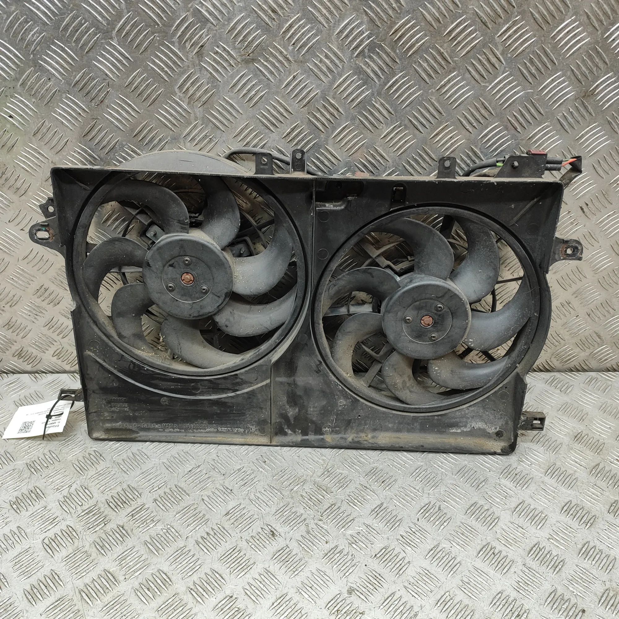 Saab 9-5 Engine Cooling Fan Shroud Engine Cooling Fan Shroud — SAAB 9-5 YS3E (1997...