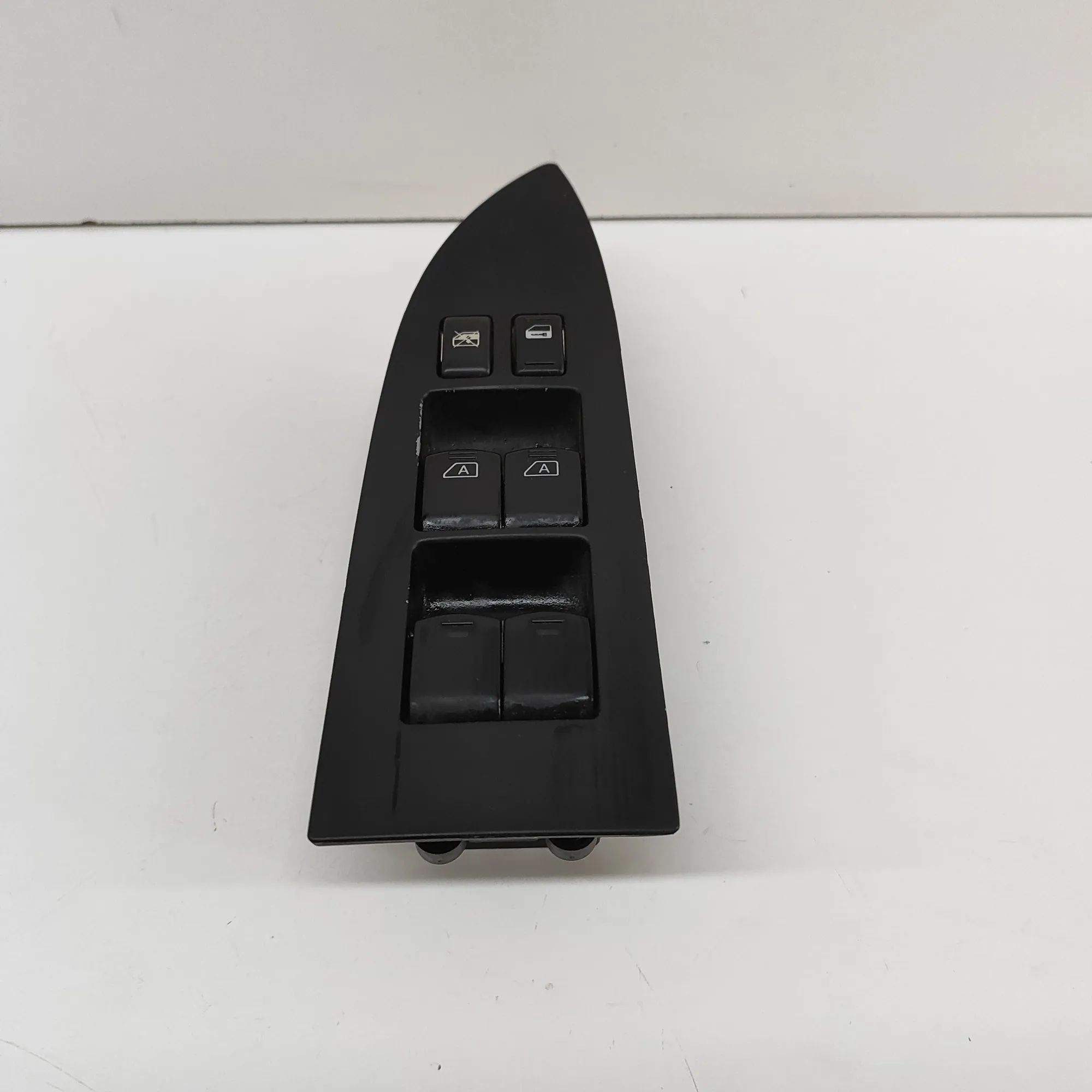 Infiniti FX (S50) Door window switch — front left Door window switch — front left — INFINITI FX (...