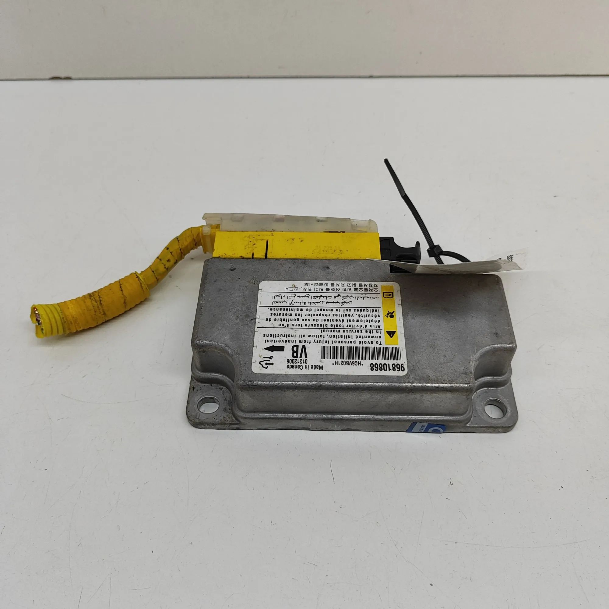 Chevrolet Captiva SRS Control Unit SRS Control Unit — CHEVROLET CAPTIVA C100, C140...
