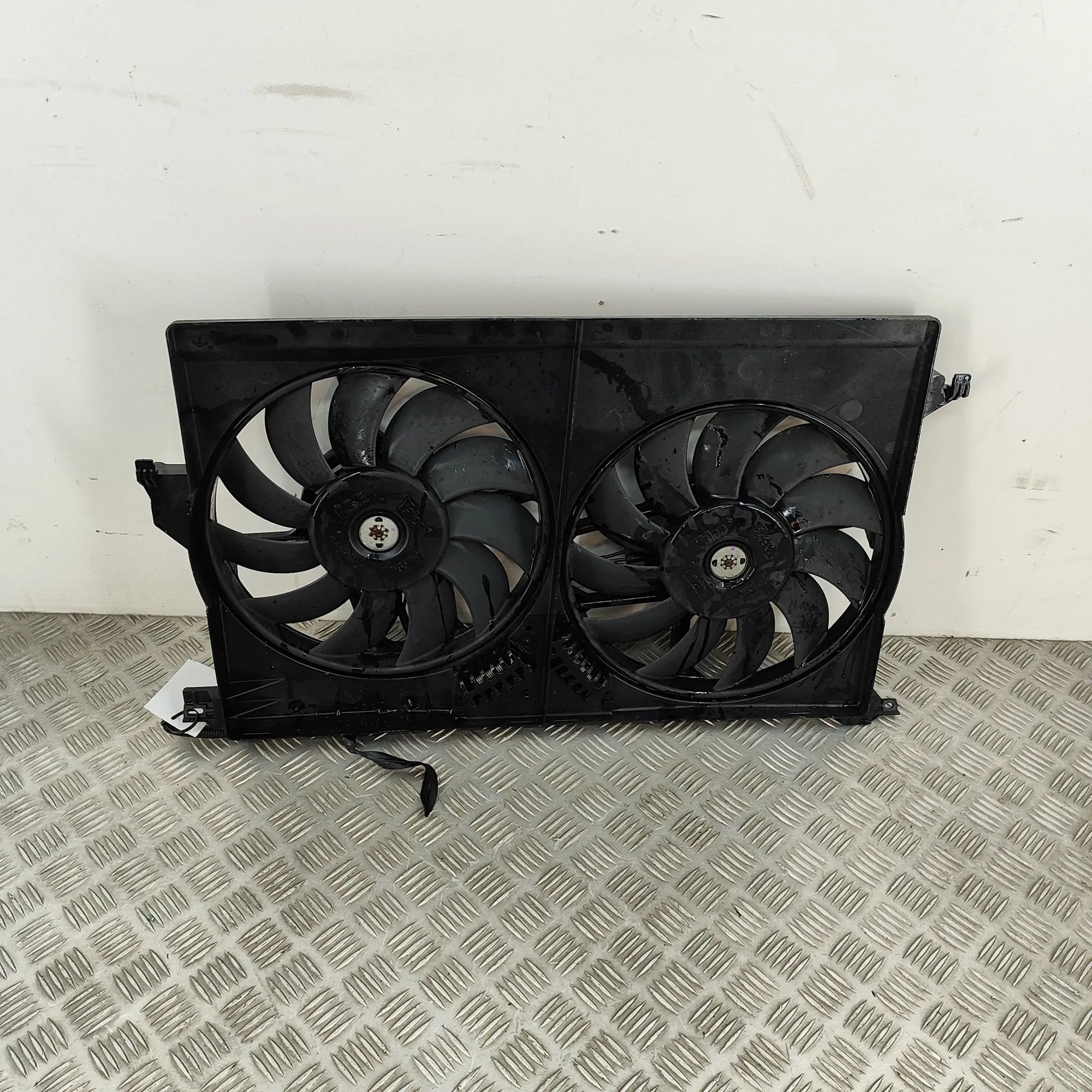 Saab 9-3 Engine Cooling Fan Shroud Engine Cooling Fan Shroud — SAAB 9-3 Cabrio YS3...
