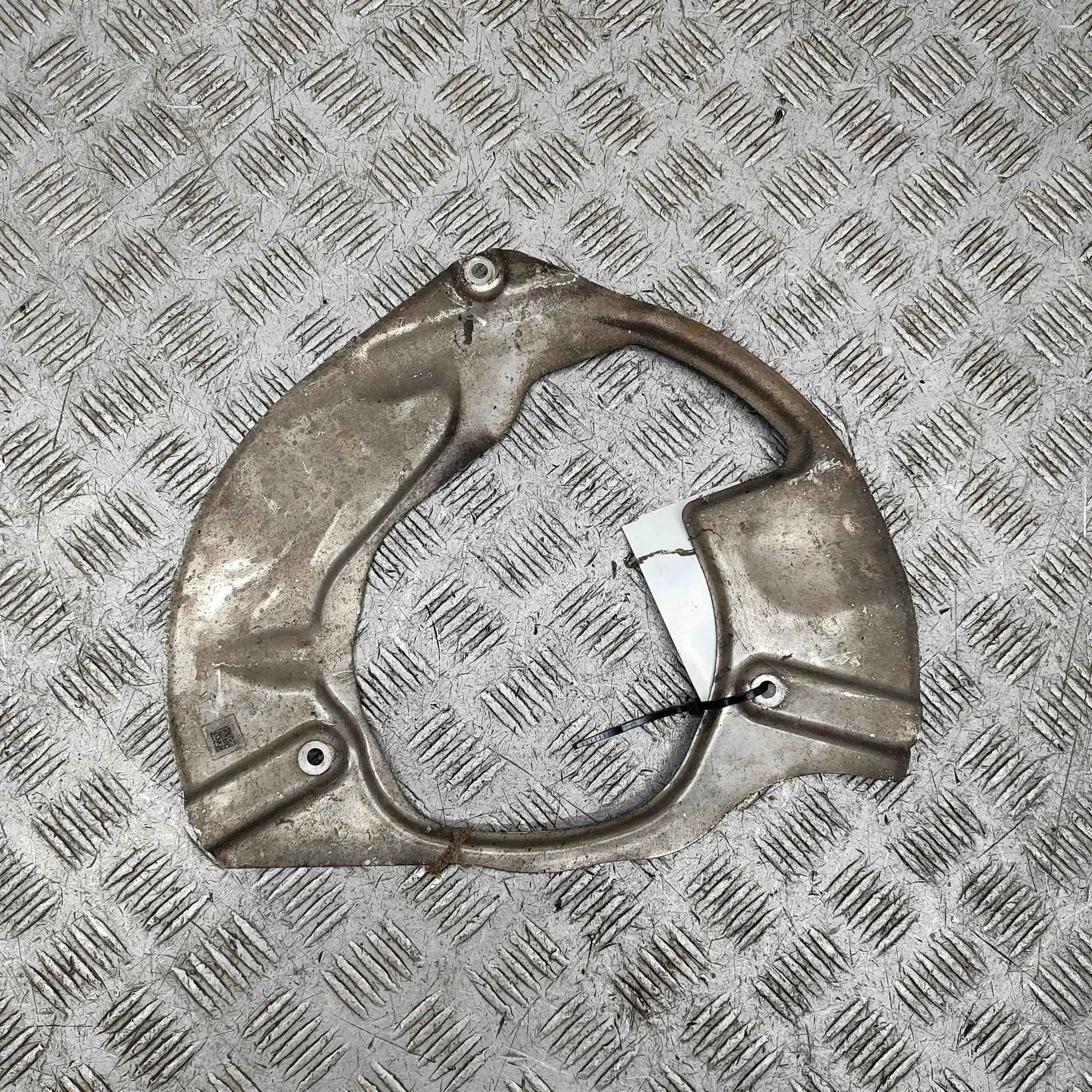 Porsche 911 (991) Brake disc shield — front left Brake disc shield — front left — PORSCHE 911 Ca...