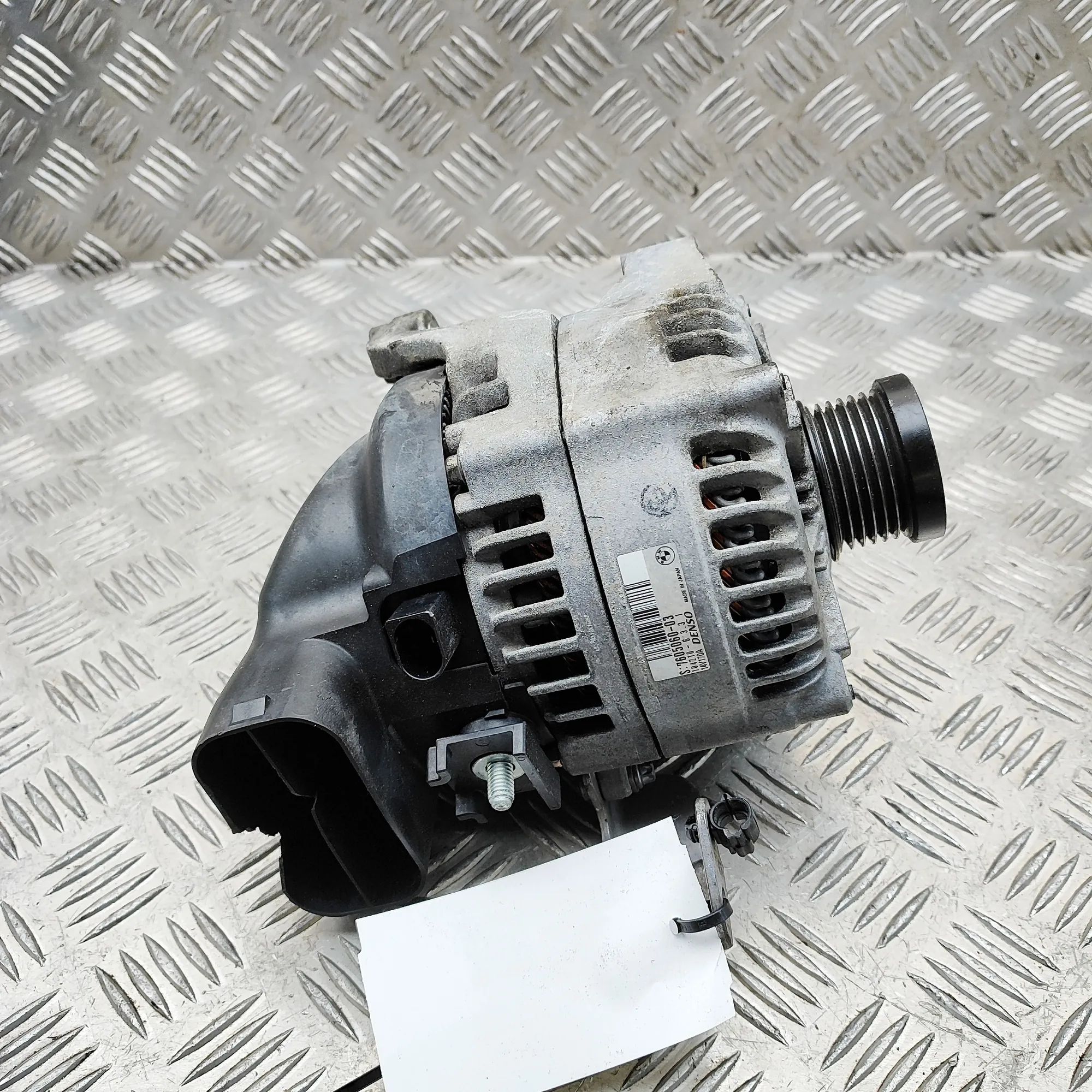 BMW 1 (E81 / E82 / E87 / E88) Alternator Alternator — BMW 1 F20 (2010-2019) — 7605060

P...