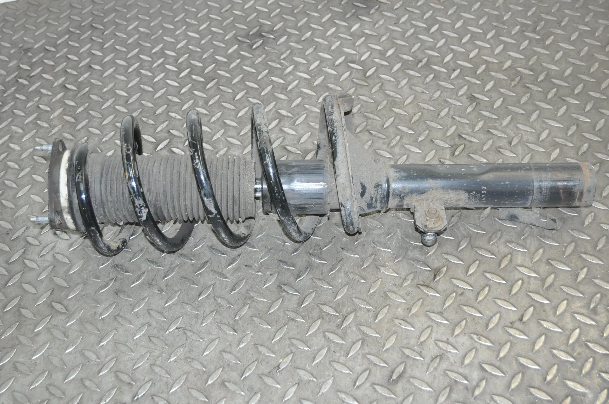 Ford Transit Custom / Tourneo Custom Shock absorber — front right Shock absorber — front right — FORD TRANSIT CUS...
