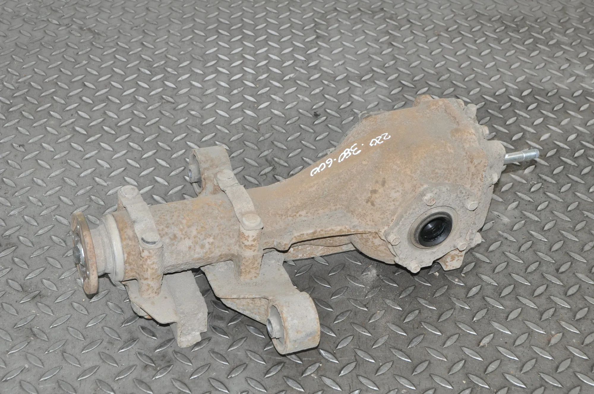 Subaru Outback tagadiferentsiaal Rear differential — SUBARU OUTBACK BR (2009-PRE...