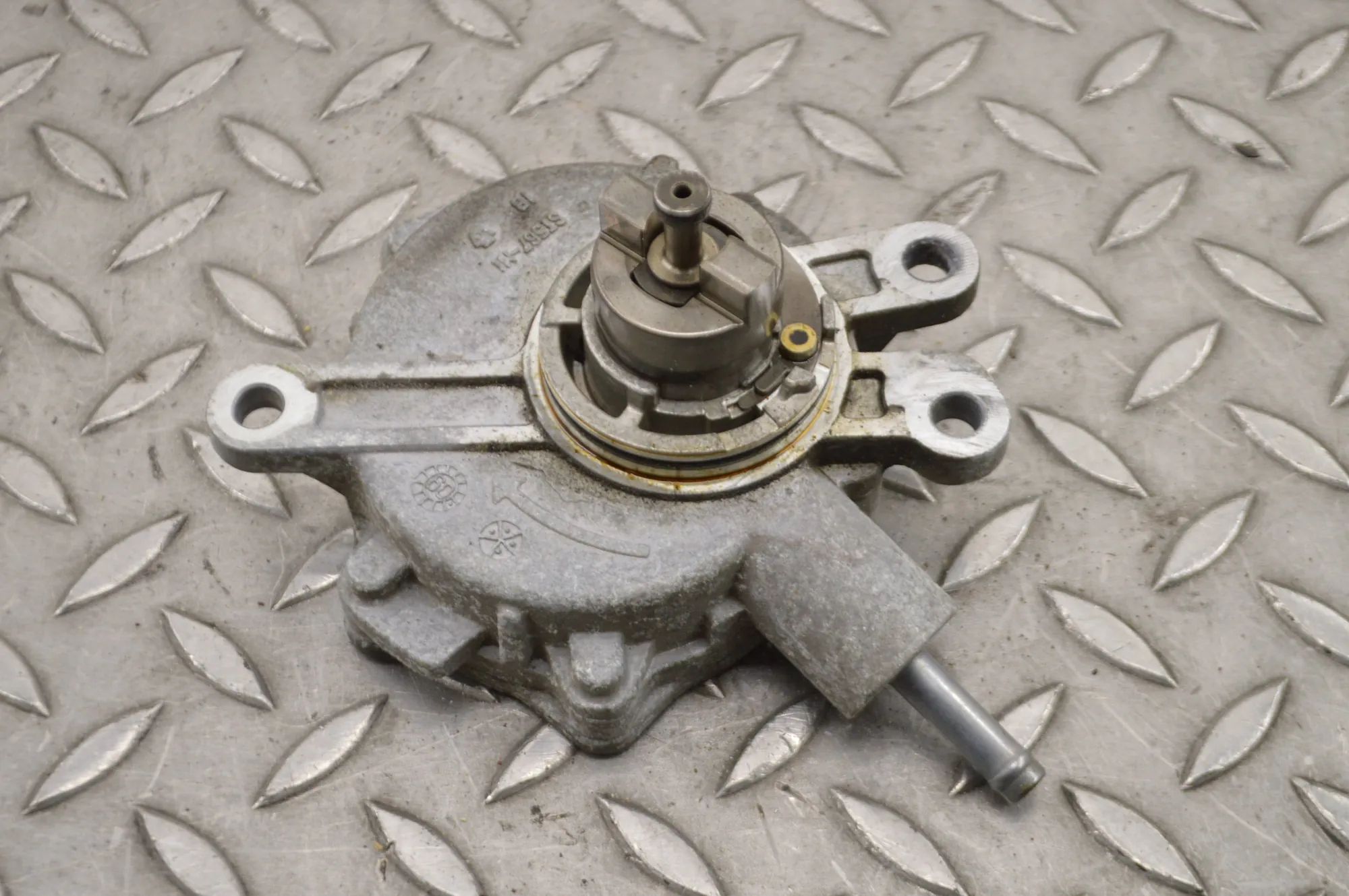 Toyota Corolla Vacuum pump