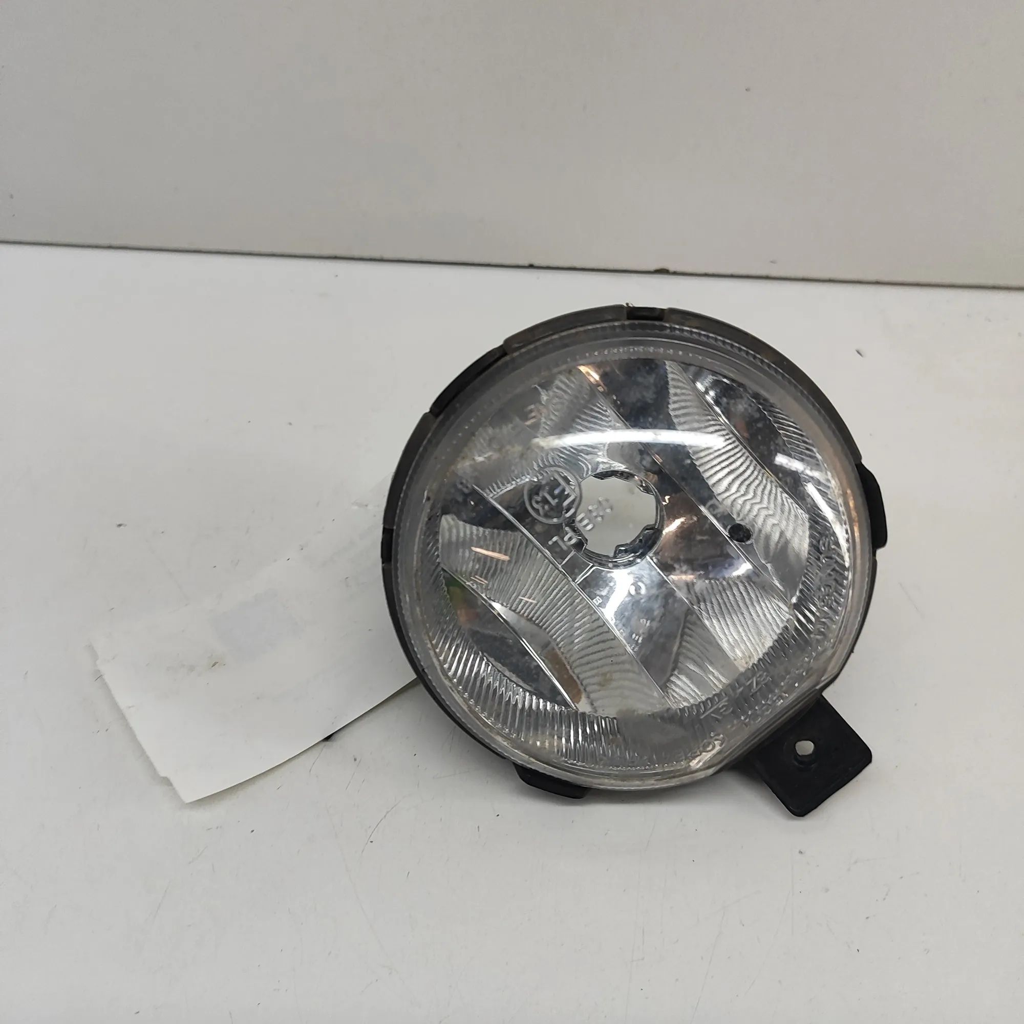 Chevrolet Orlando Front Left Fog Light Front Left Fog Light — CHEVROLET ORLANDO J309 (...