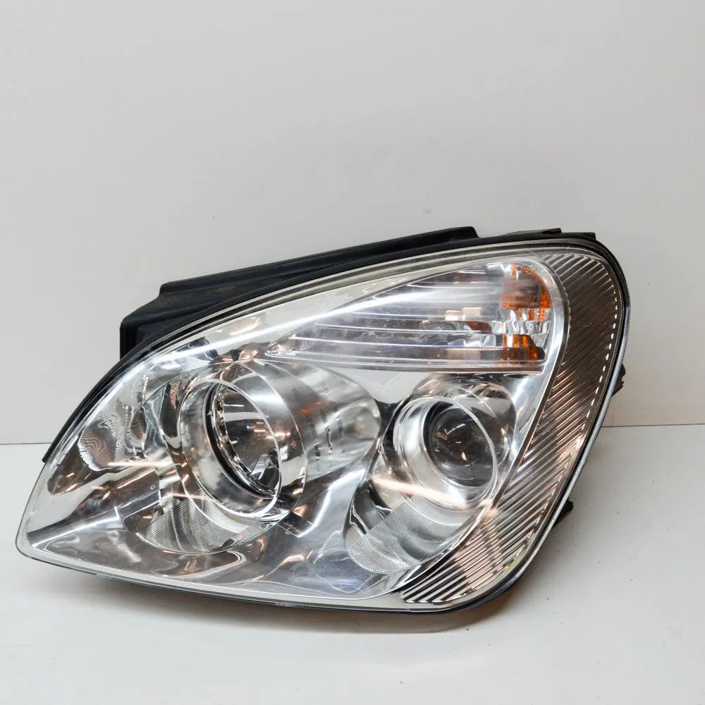 Kia Carens Front Left Headlight Front Left Headlight — KIA CARENS III UN (2006-...