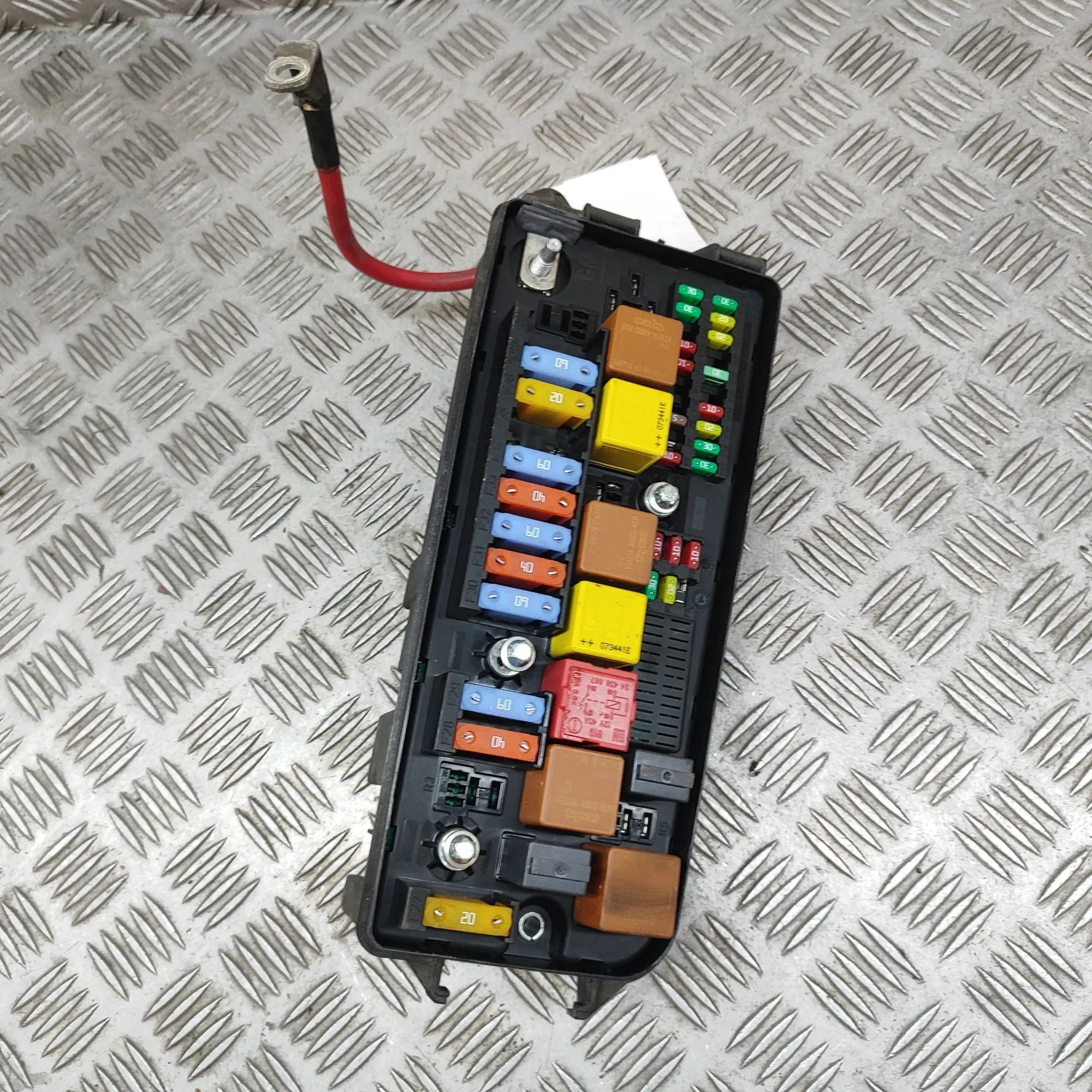 Saab 9-3 Fuse box Fuse box — SAAB 9-3 YS3F (2002-2015) — 12761560...