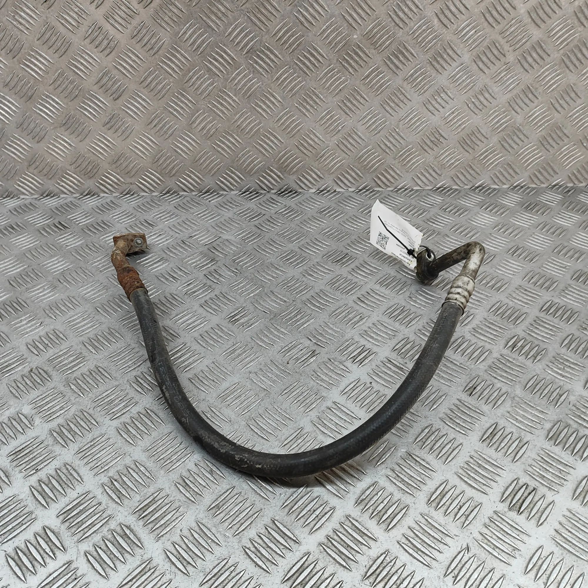Iveco Daily A/C Air Con Hose Pipe A/C Air Con Hose Pipe — IVECO DAILY V Van/Estat...