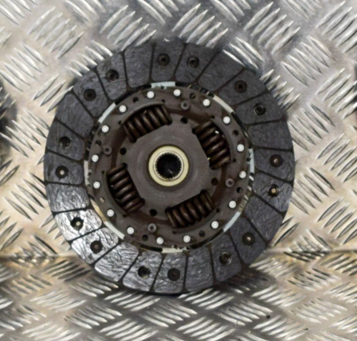 Dacia Sandero kytkinsarja Clutch kit — DACIA SANDERO II (2012-PRESENT) — ...