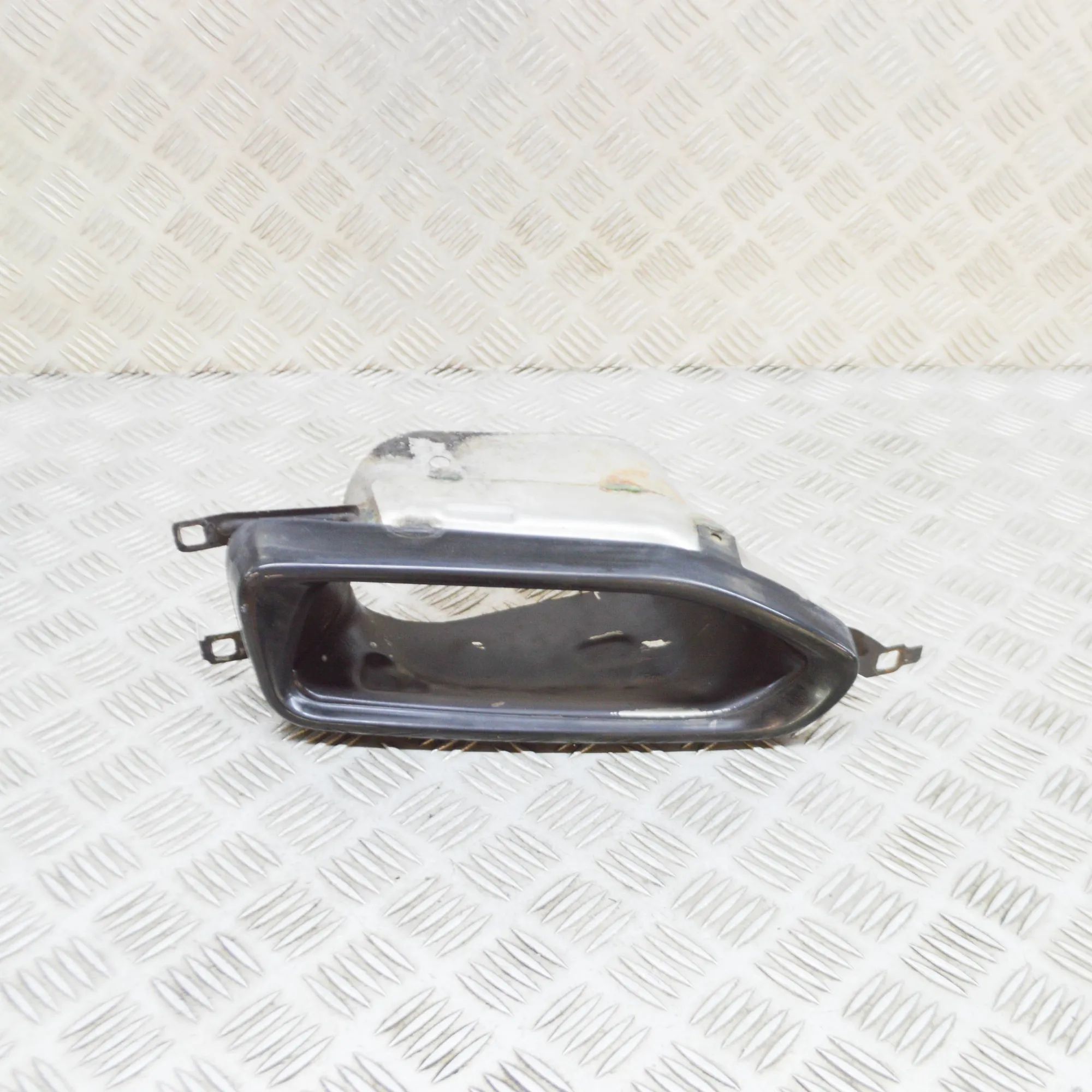 BMW 7 (G11 / G12) Exhaust tailpipe trim Exhaust tailpipe trim — BMW 7 G11, G12 (2014-20...