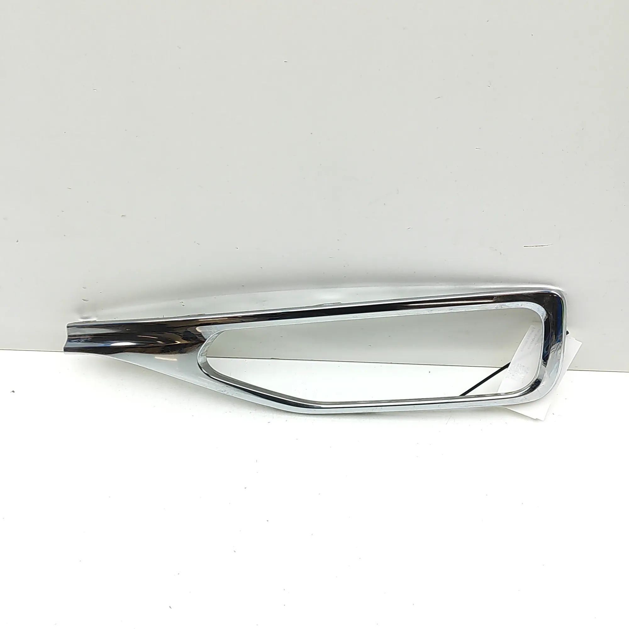 BMW 7 (G11 / G12) Bumper moulding — rear right Bumper moulding — rear right — BMW 7 G11, G12 (...