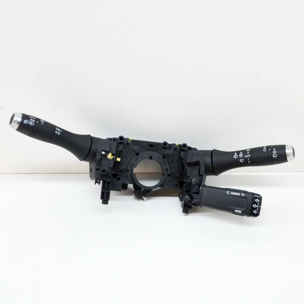 Renault Captur Indicator Wiper Stalk Switch Indicator Wiper Stalk Switch — RENAULT CAPTUR J...