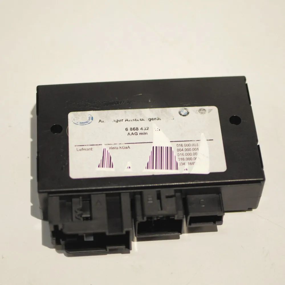 BMW 2 (F22 / F23) Tow Hook Control Unit Tow Hook Control Unit — BMW 2 Gran Tourer F46 (...