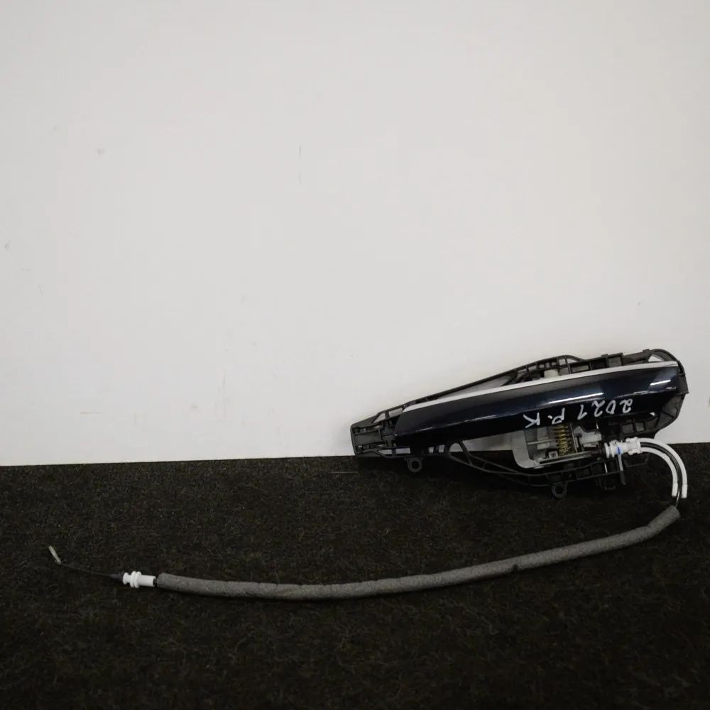BMW 7 (G11 / G12) Front Left Door Exterior Handle Front Left Door Exterior Handle — BMW 7 G11, G1...