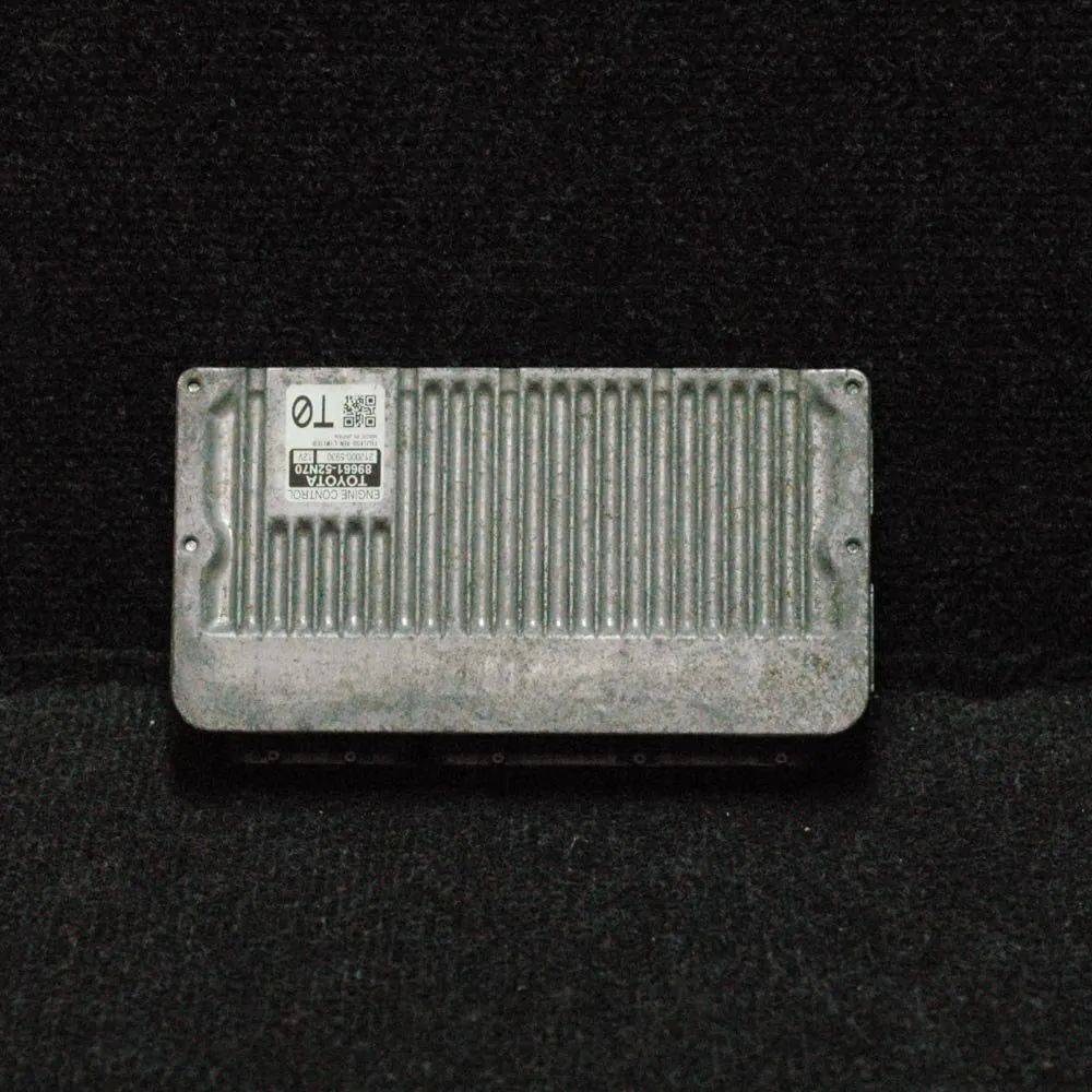Toyota Verso Engine Control Unit Engine Control Unit — TOYOTA VERSO S _P12_ (201...
