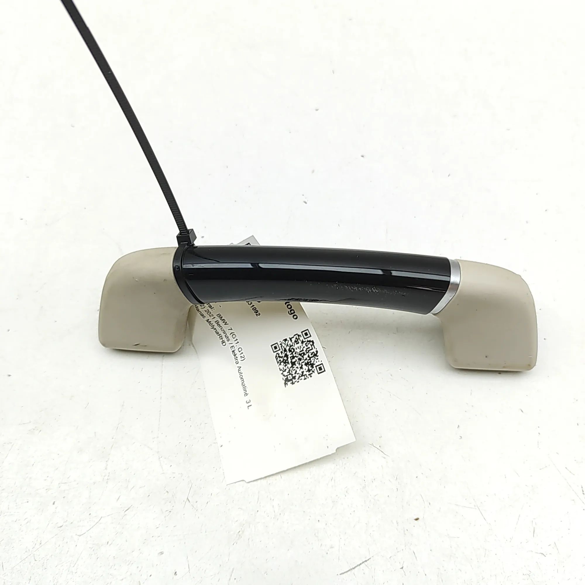 BMW 7 (G11 / G12) Roof grab handle — front left Roof grab handle — front left — BMW 7 G11, G12 ...