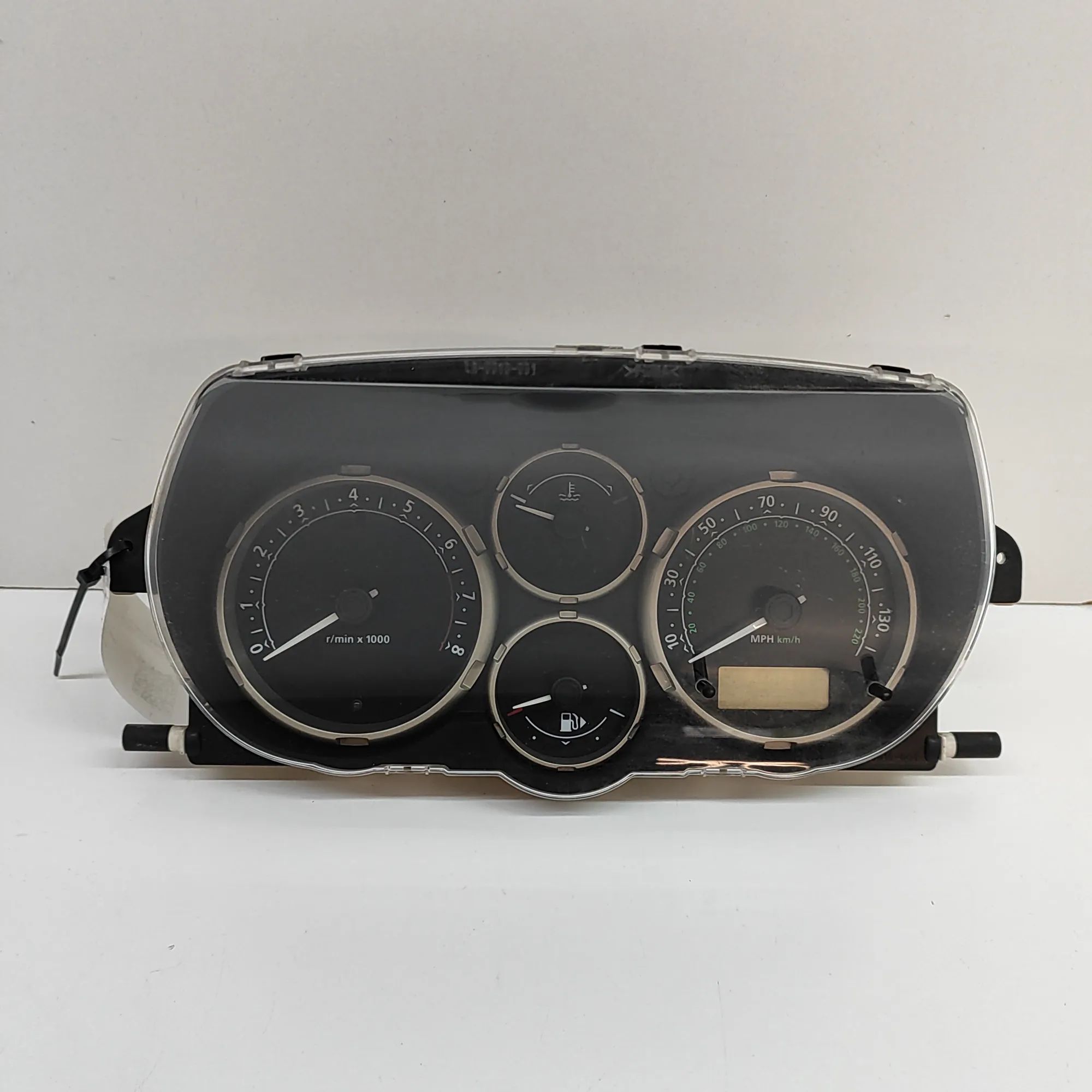 Land Rover Freelander Instrument Cluster Speedometer Instrument Cluster Speedometer — LAND ROVER FRE...