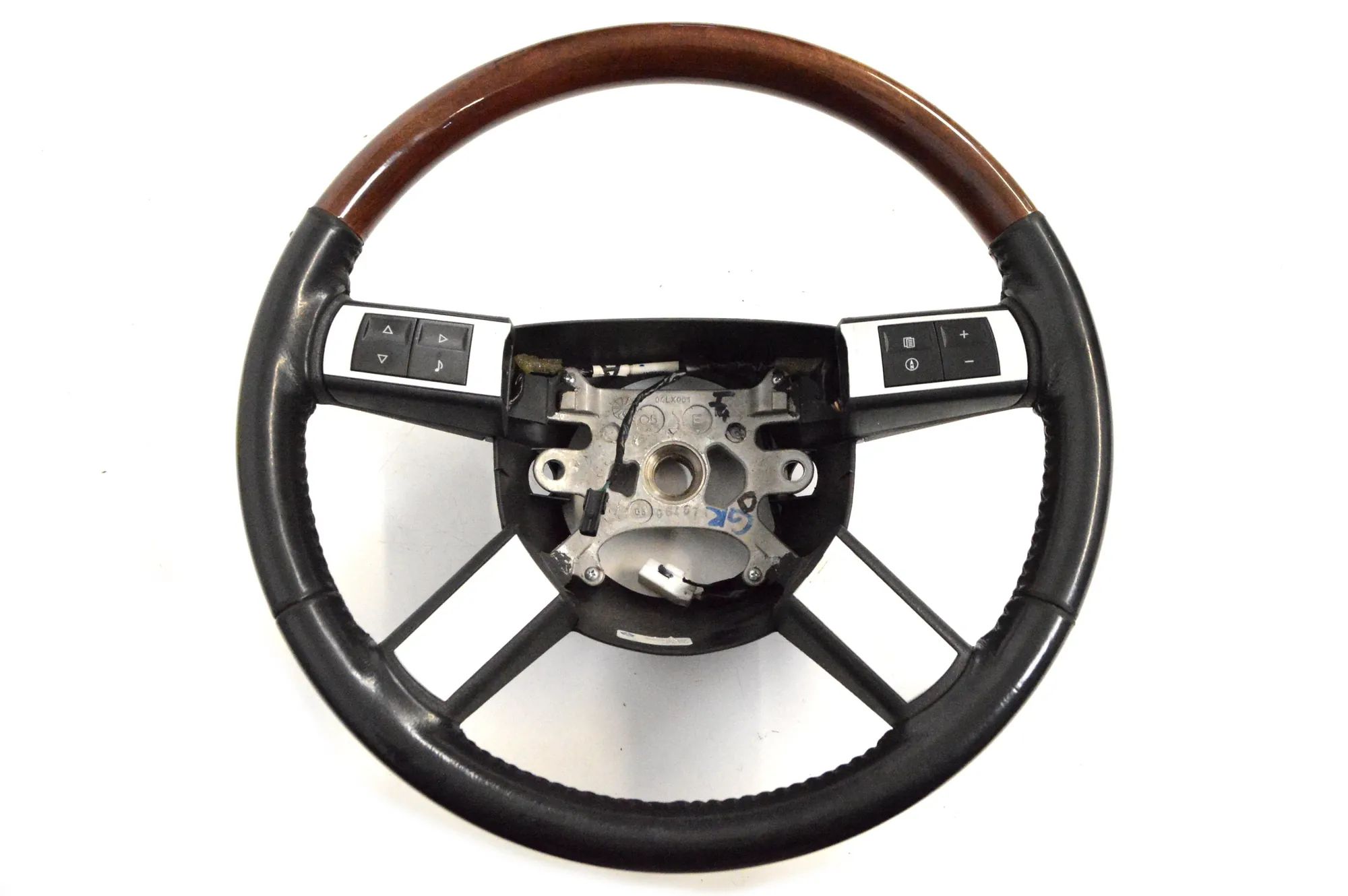 Chrysler 300C steering wheel Steering Wheel — CHRYSLER 300 C Touring LX (200...