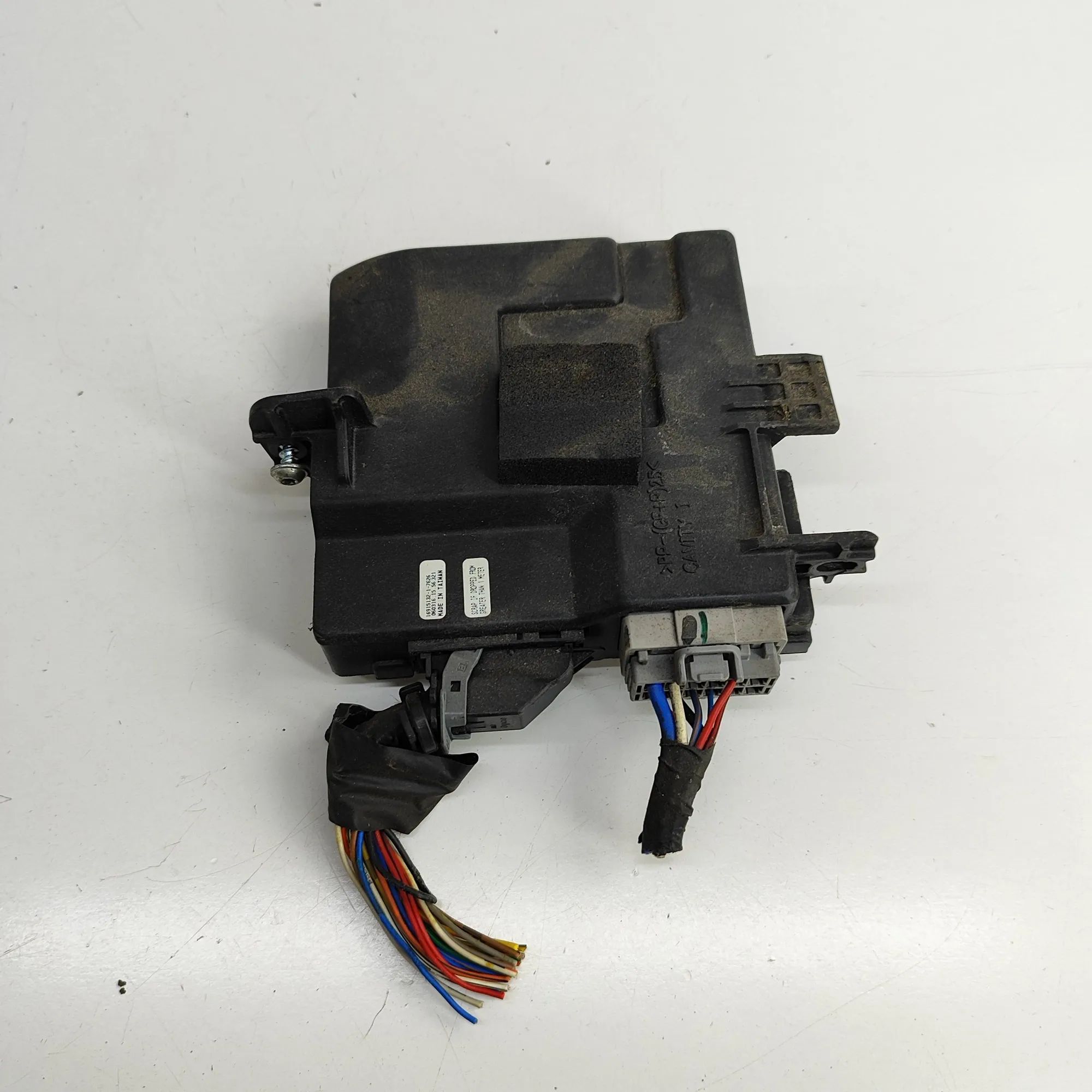 Kia Carnival Door control unit — rear right Door control unit — rear right — KIA CARNIVAL /...