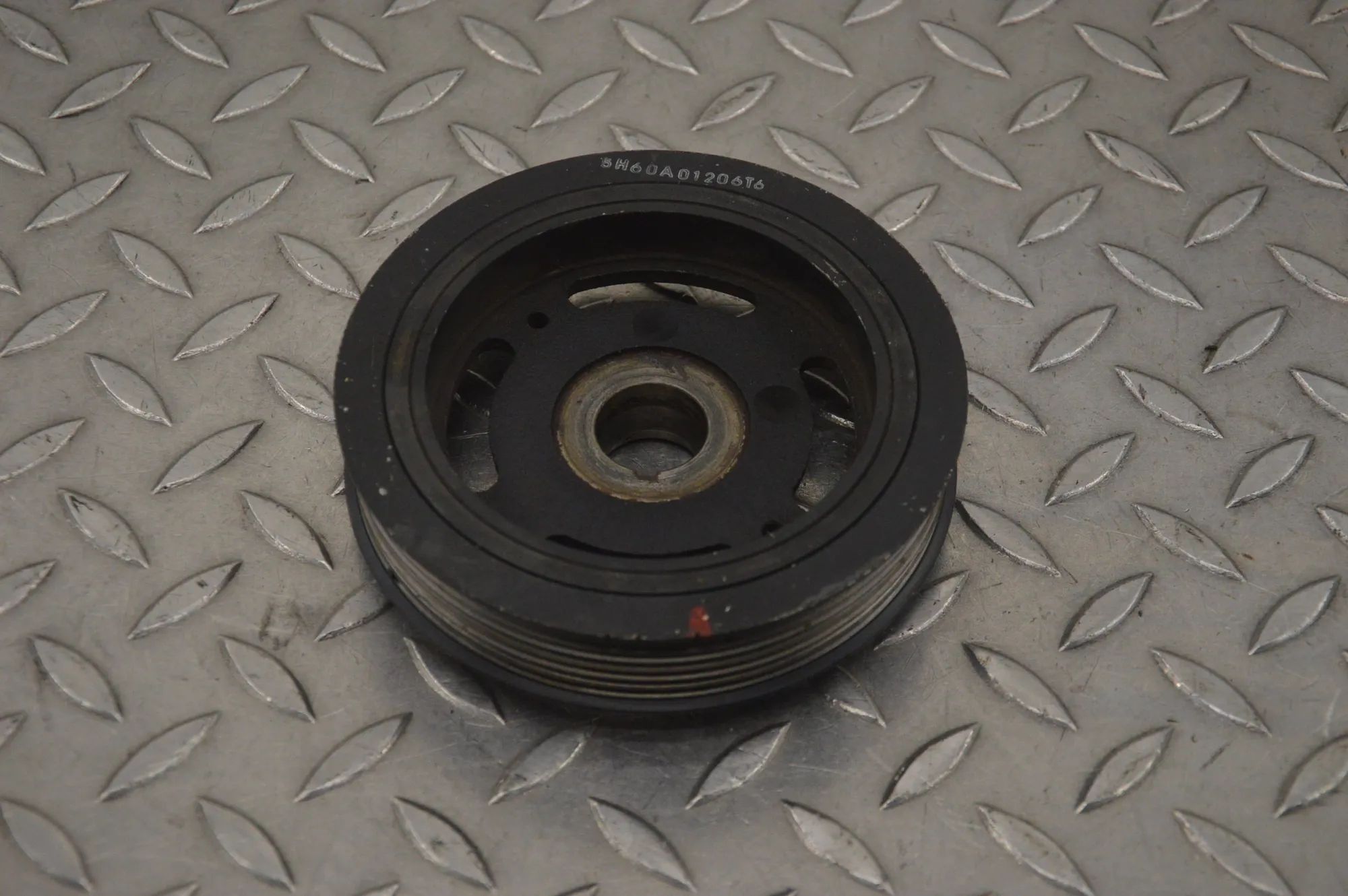 Renault Megane Crankshaft pulley Crankshaft pulley — RENAULT MEGANE III Hatchbac...