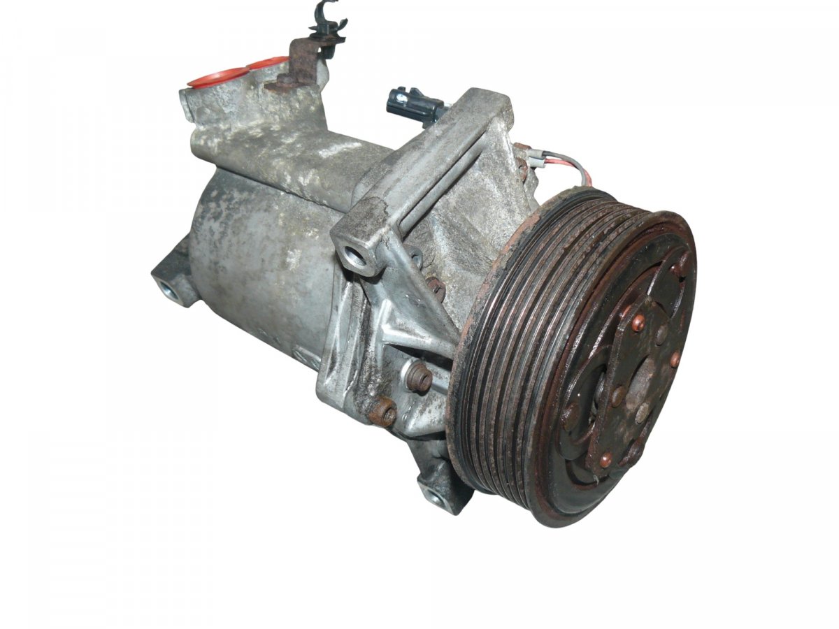 Nissan Pulsar (C13) Air-conditioning compressor Air-conditioning compressor — NISSAN PULSAR (C1...