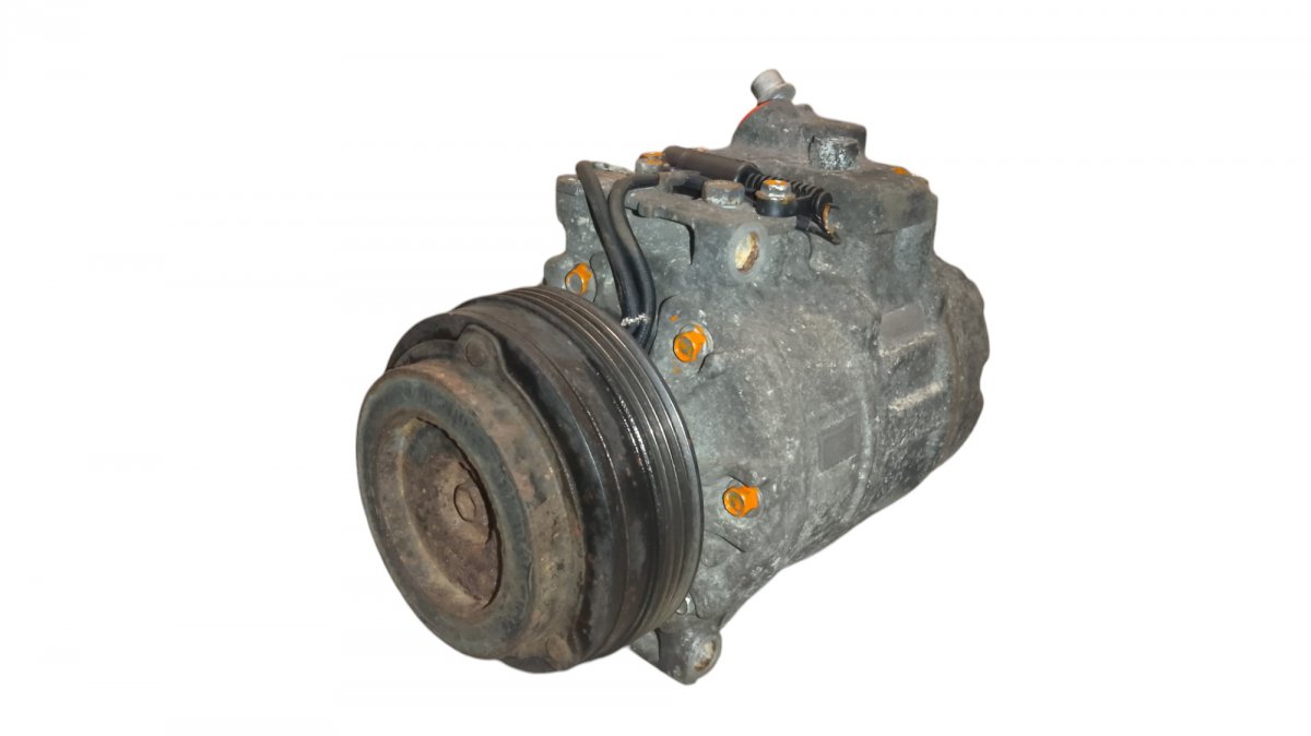 BMW X3 (E83) Air-conditioning compressor Air-conditioning compressor — BMW X3 (E83) (200...