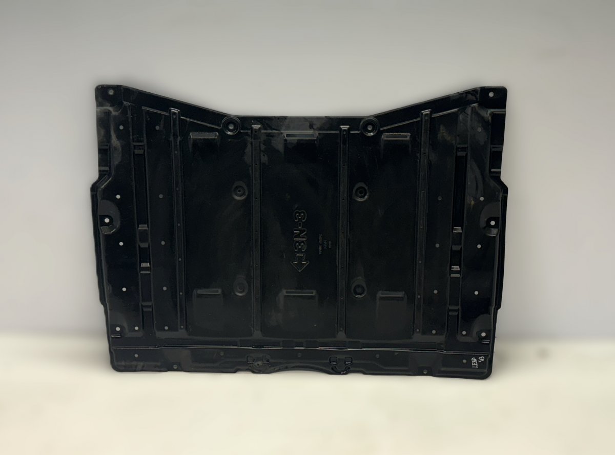 Nissan Leaf Engine splash shield Engine splash shield — NISSAN LEAF I (ZE0) (201...
