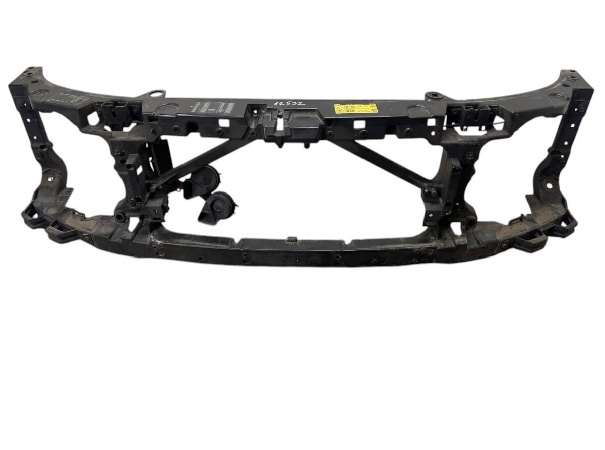 Land Rover Discovery Front panel Front panel — LAND ROVER DISCOVERY III (TAA) (2...