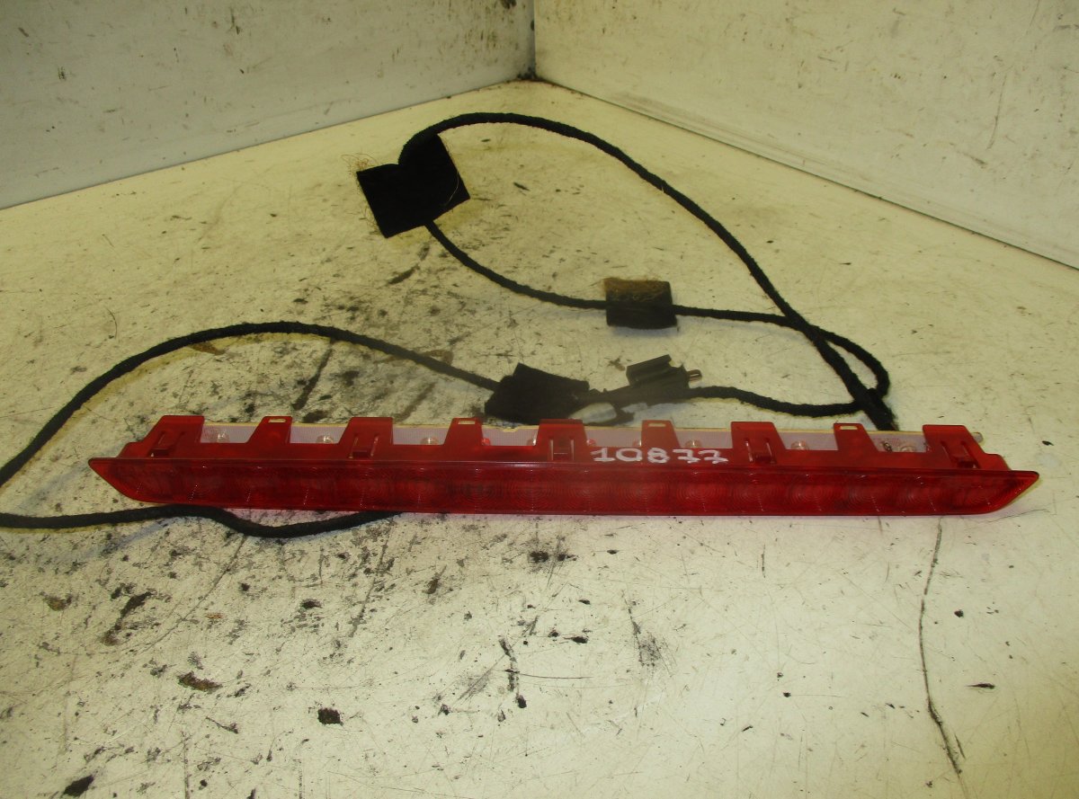 Mercedes-Benz CLS (C219) Additional Brake Light Additional brake light — MERCEDES-BENZ CLS (C21...