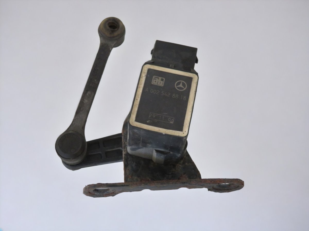 Mercedes-Benz A (W169) Suspension level sensor — front right Suspension level sensor — front right — MERCEDE...