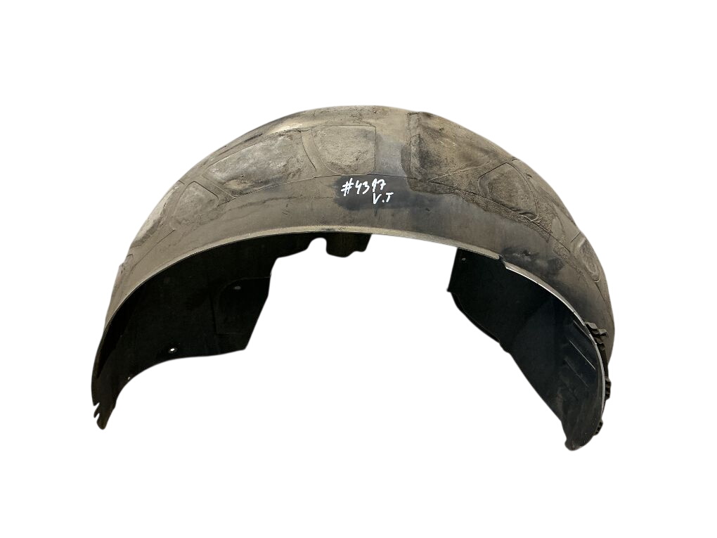 Chrysler 300 Rear left fender inner liner Rear left fender inner liner — CHRYSLER 300C II...