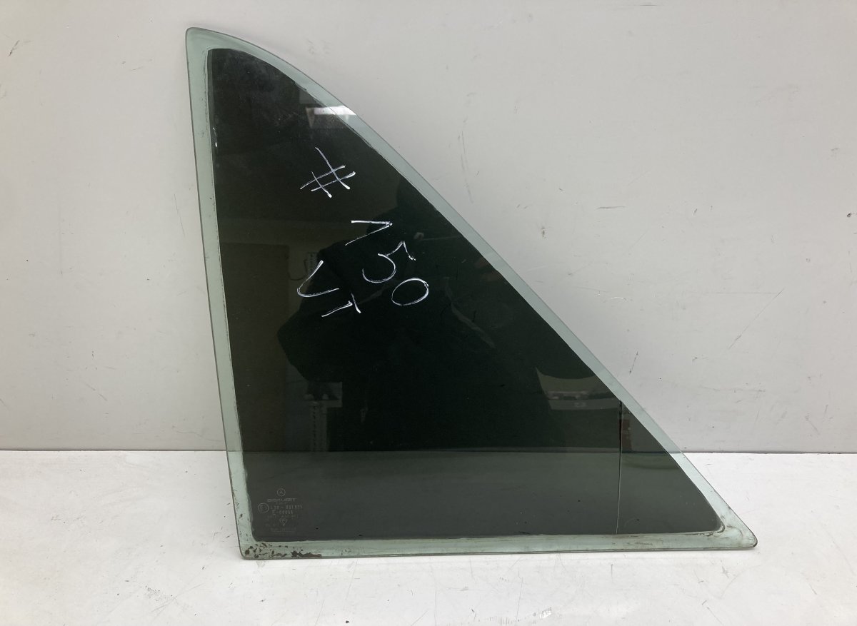 Mercedes-Benz 200 - 300 (W123) Rear Left Chassis Side Window Glass Rear Left Chassis Side Window Glass — MERCEDES-...