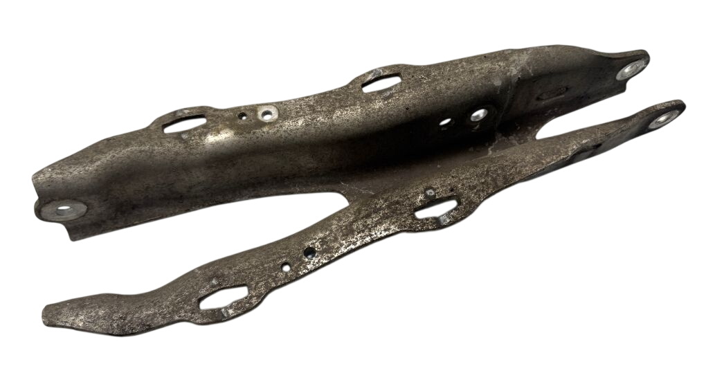 Mercedes-Benz A (W176) Lower suspension control arm — rear right Lower suspension control arm — rear right — MER...