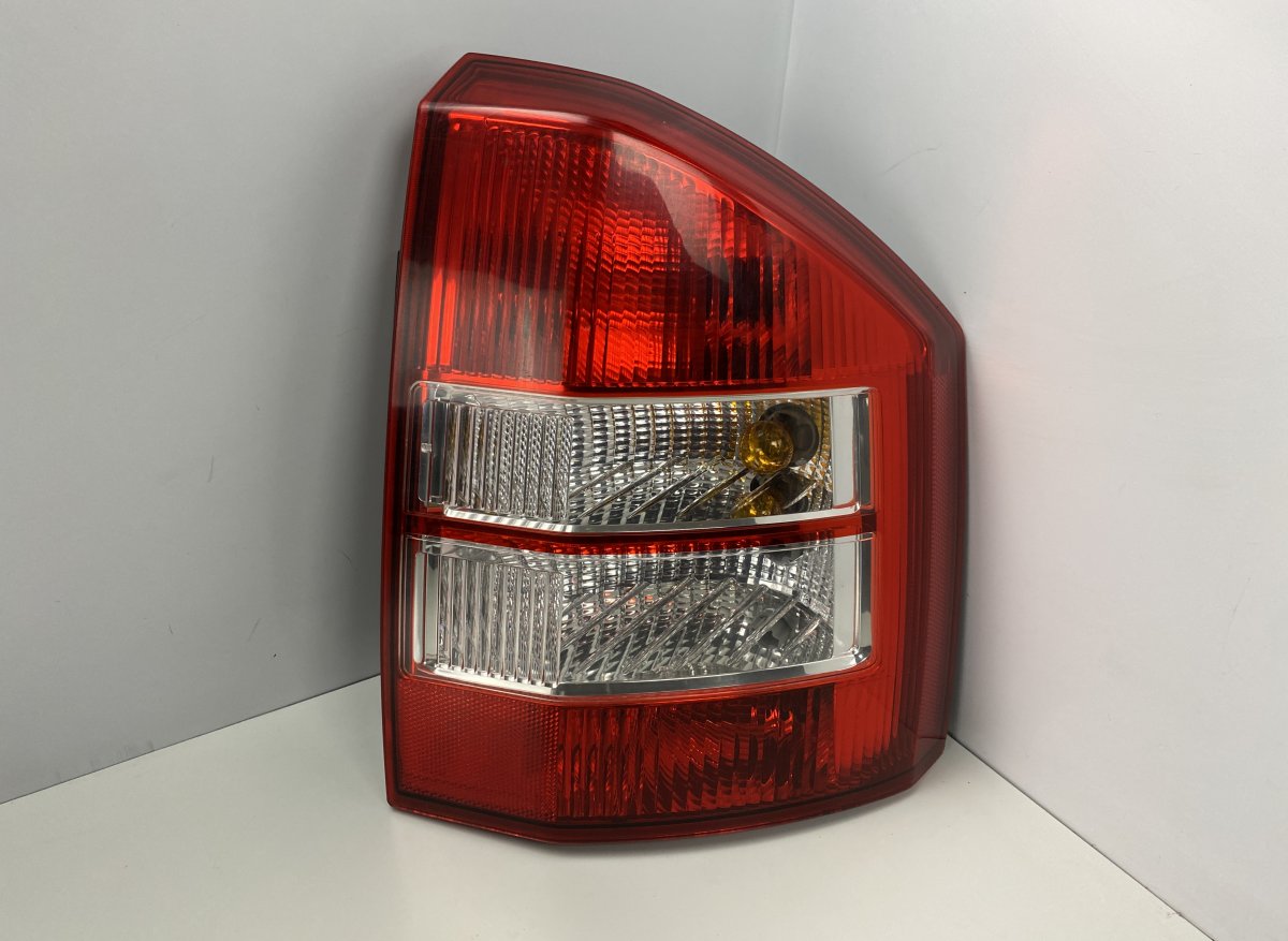 Jeep Compass Right Rear Light Right rear light — JEEP COMPASS I (PK) (2006-20...