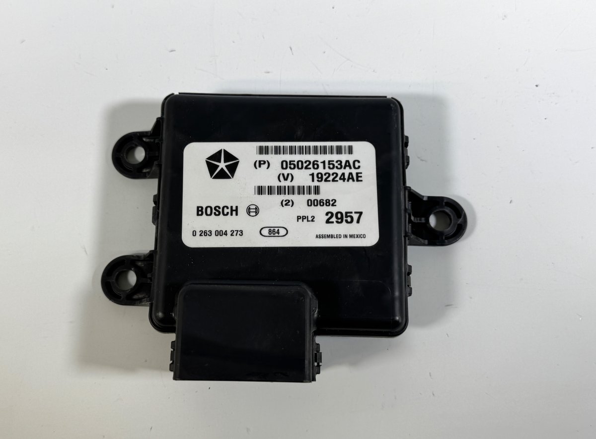 Chrysler Grand Voyager / Town & Country Parking assistance control unit Parking assistance control unit — CHRYSLER VOYA...
