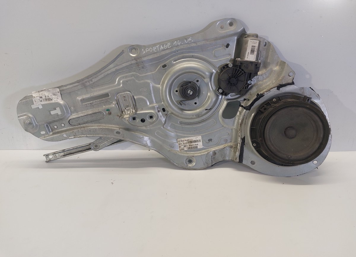 Kia Sportage Front-left window regulator mechanism Front-left window regulator mechanism — KIA SPO...