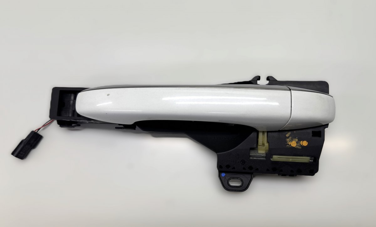 Renault Espace Exterior door handle — rear left Exterior door handle — rear left — RENAULT ESPA...