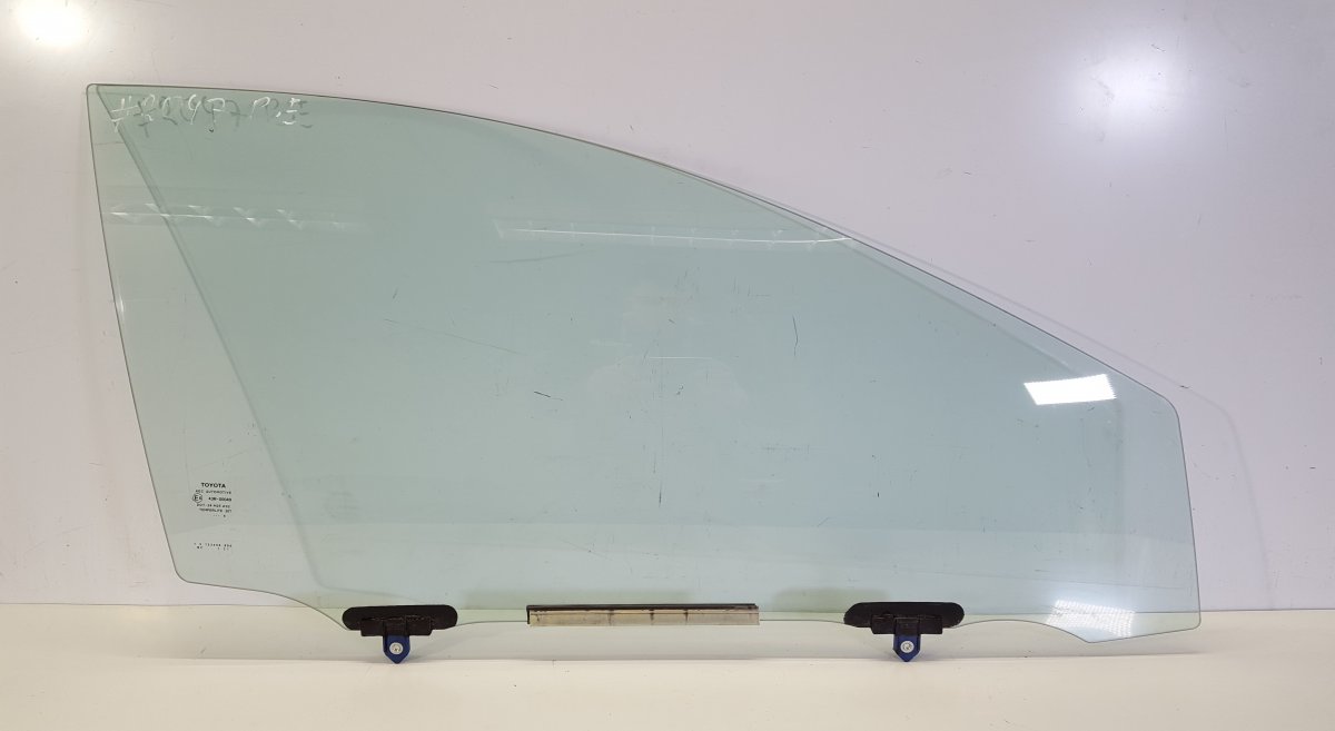 Toyota Auris Door window glass — front right Door window glass — front right — TOYOTA AURIS ...