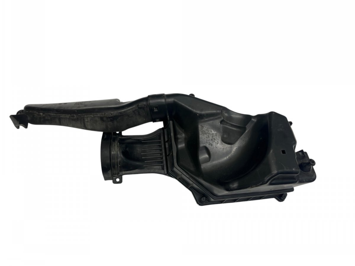 Volvo V40 Air filter housing Air filter housing — VOLVO V40 (2012-2019) — 31...