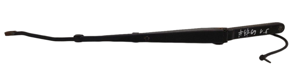 Chevrolet Express Windscreen wiper arm — left Windscreen wiper arm — left — CHEVROLET EXPRESS...