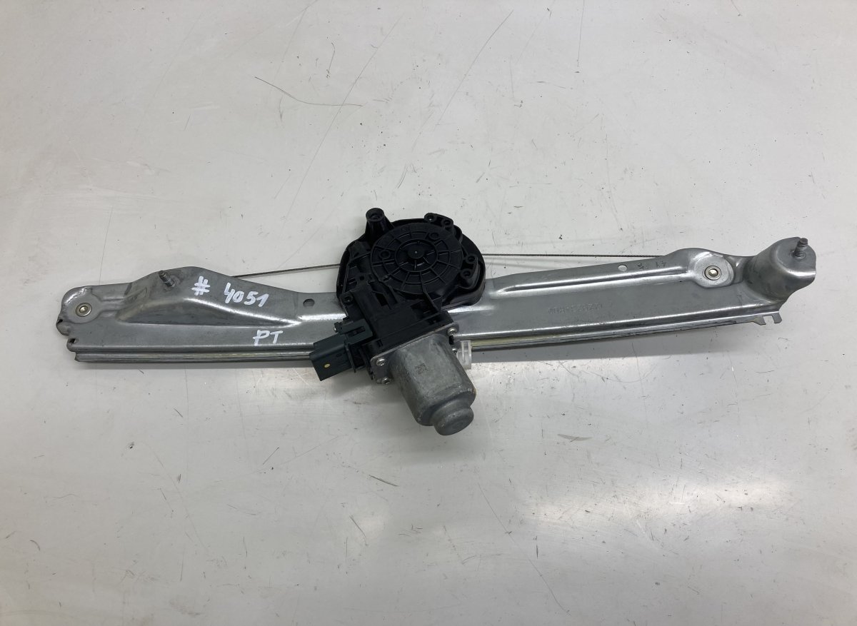 Renault Espace Rear right window regulator mechanism Rear right window regulator mechanism — RENAULT...