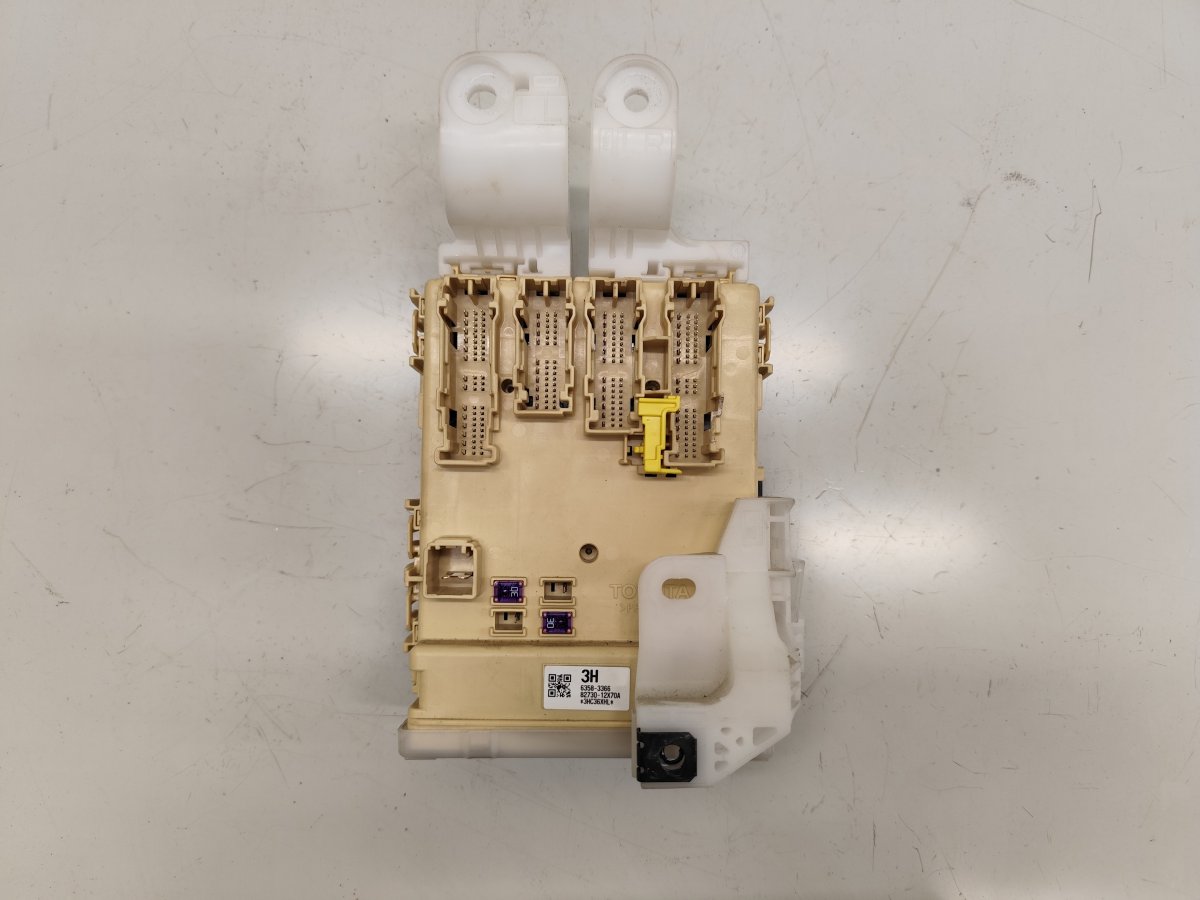Toyota Auris Body control module (BCM) Body control module (BCM) — TOYOTA AURIS (_E18_...