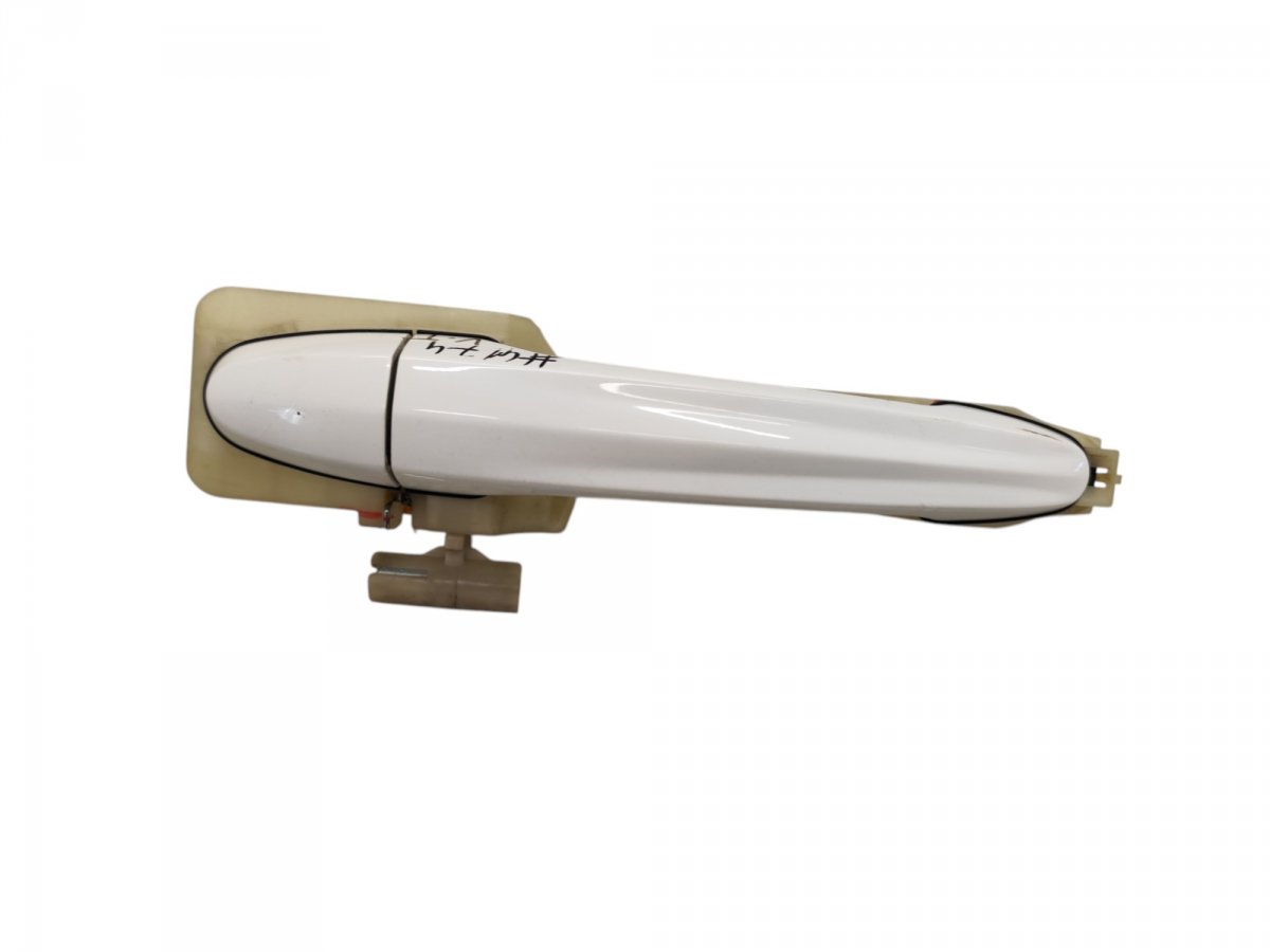 Ssangyong Korando, New Actyon Exterior door handle — rear left Exterior door handle — rear left — SSANGYONG KO...