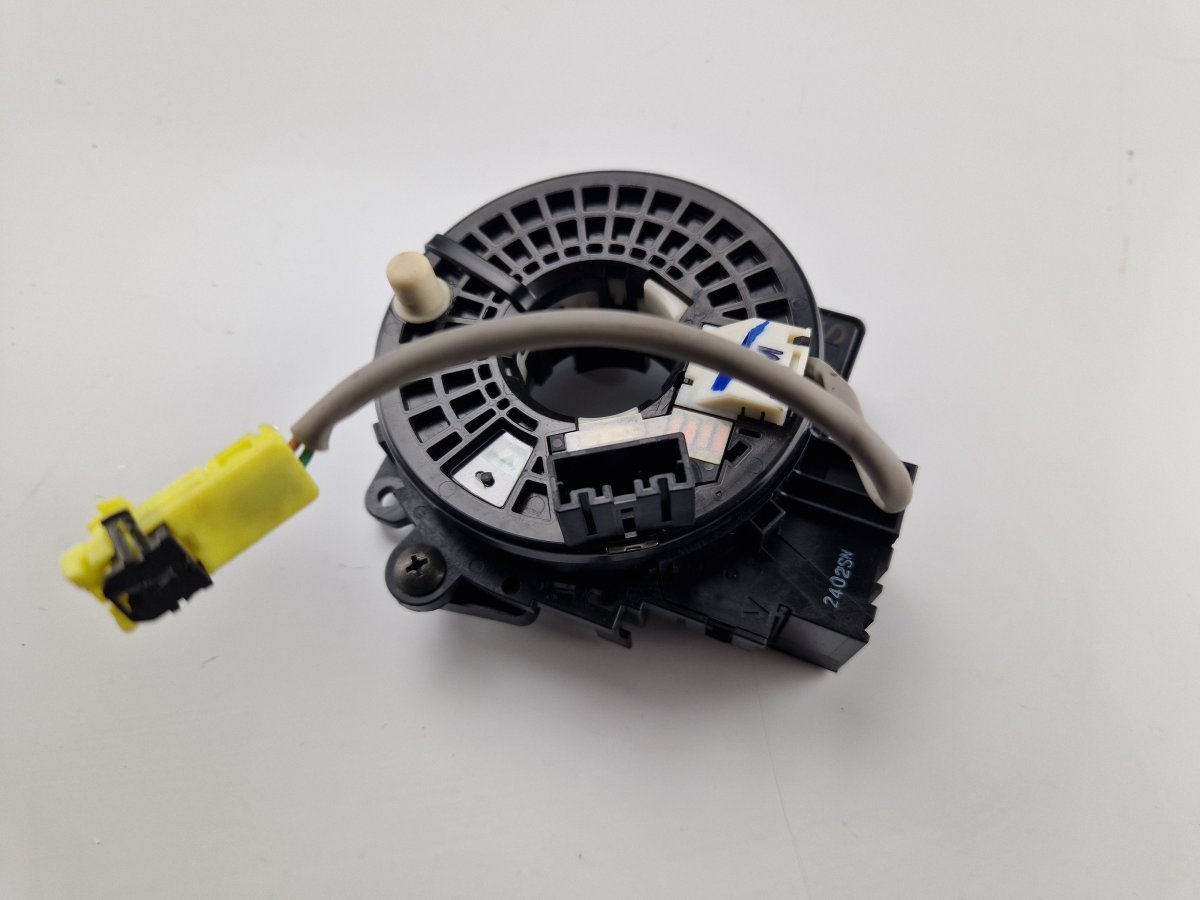Nissan Juke Steering Wheel Slip Ring Squib Steering Wheel Slip Ring Squib — NISSAN JUKE I ...
