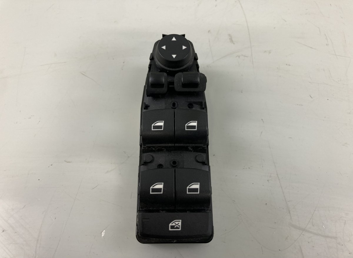 BMW 2 (F22 / F23) Main window switch Main window switch — BMW 2 Active Tourer (F45, ...